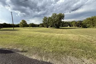 124 W Cherry Dr, Azle, TX 76020 - Photo 1
