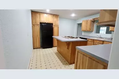 108 E Maple Street, Keene, TX 76059 - Photo 3