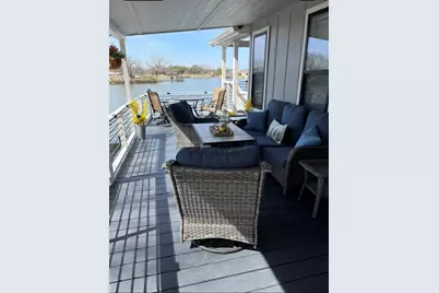 817 Brazos Harbor Circle, Granbury, TX 76048 - Photo 5