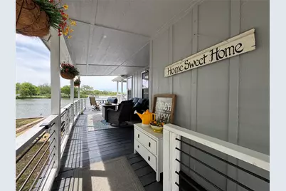 817 Brazos Harbor Circle, Granbury, TX 76048 - Photo 5