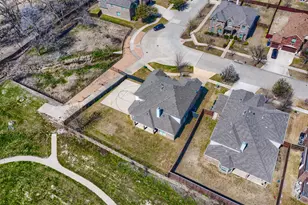 13811 Sorano Dr, Frisco, TX 75035 - Photo 39