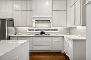 12620 Royal Oaks Ln, Farmers Branch, TX 75234 - Photo 7