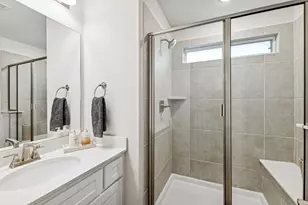 12620 Royal Oaks Ln, Farmers Branch, TX 75234 - Photo 23