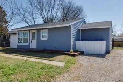 4330 Pensacola Court, Dallas, TX 75211 - Photo 3