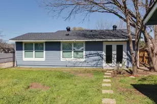 4330 Pensacola Ct, Dallas, TX 75211 - Photo 15