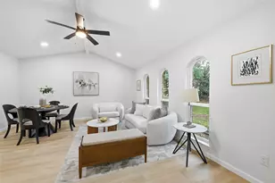 4840 Graham Ct, The Colony, TX 75056 - Photo 9