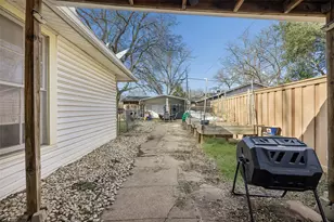 504 Featherston St, Cleburne, TX 76033 - Photo 21