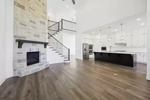 4101 Hawthorn Dr, Aubrey, TX 76227 - Photo 5