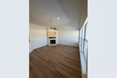 420 Woodlawn Street, Krum, TX 76249 - Photo 9