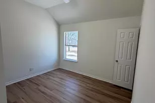 420 Woodlawn St, Krum, TX 76249 - Photo 13