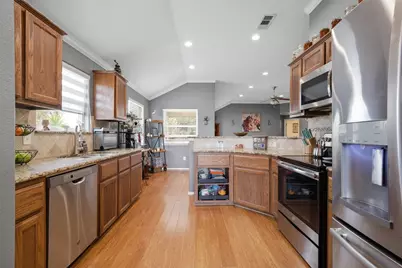 600 Apple Cross Court, Robinson, TX 76706 - Photo 5