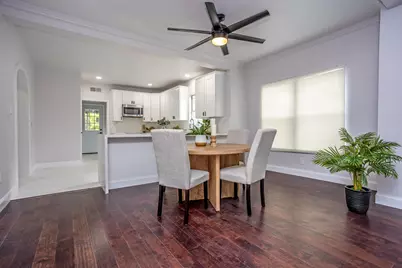 527 S Clinton Avenue, Dallas, TX 75208 - Photo 5