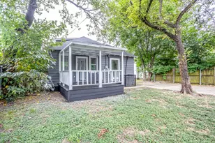 527 S Clinton Ave, Dallas, TX 75208 - Photo 31