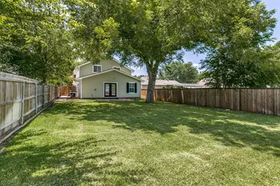 525 Estill Street, Grapevine, TX 76051 - Photo 25