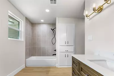 810 W Denison Drive, Robinson, TX 76706 - Photo 19