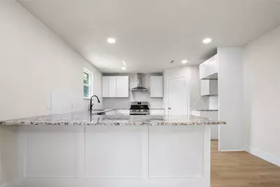 810 W Denison Drive, Robinson, TX 76706 - Photo 9