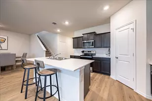 729 Amelia Ct, Pilot Point, TX 76258 - Photo 11