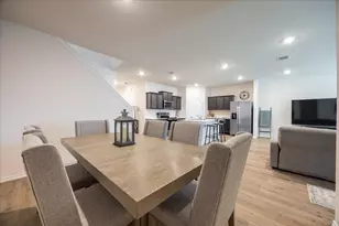 729 Amelia Ct, Pilot Point, TX 76258 - Photo 15