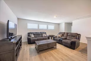 729 Amelia Ct, Pilot Point, TX 76258 - Photo 27