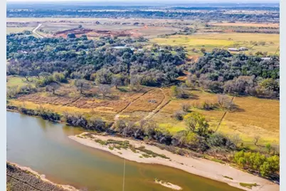 11407 Mitchell Bend Court, Granbury, TX 76048 - Photo 13