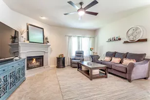 5801 Loveland Dr, Denton, TX 76208 - Photo 9