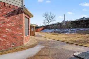 1610 Lakeland Park Dr, Garland, TX 75043 - Photo 39