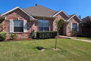 3820 Harrison Dr, Carrollton, TX 75010 - Photo 3