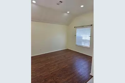 3820 Harrison Drive, Carrollton, TX 75010 - Photo 5