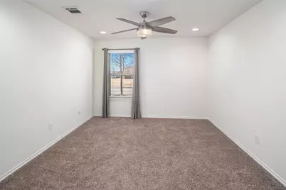 904 Meadow Wood Lane, Princeton, TX 75407 - Photo 13