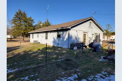 401 Meadowview Lane, Point, TX 75472 - Photo 5