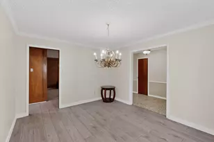 1301 Warwick St, Garland, TX 75040 - Photo 5