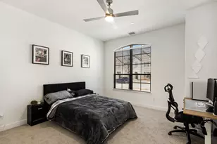 7039 Granbury Ln, Grand Prairie, TX 75054 - Photo 15