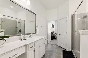 7039 Granbury Ln, Grand Prairie, TX 75054 - Photo 17