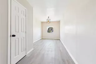 5701 Denise Dr, Haltom City, TX 76148 - Photo 9