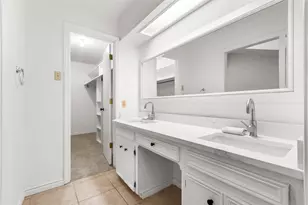 201 Kingsbridge Dr, Garland, TX 75040 - Photo 15