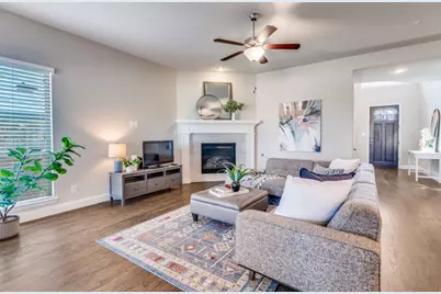 2165 Balcones Drive, Carrollton, TX 75010 - Photo 5