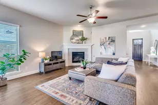 2165 Balcones Dr, Carrollton, TX 75010 - Photo 5