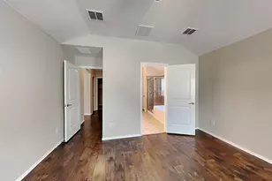 1201 Evers Dr, McKinney, TX 75071 - Photo 9