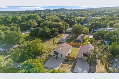 5702 Arkansas Trail, Granbury, TX 76048 - Photo 11