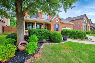 12632 Saratoga Springs Cir, Fort Worth, TX 76244 - Photo 3