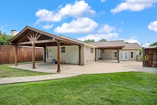 8405 Greenstone Dr, Dallas, TX 75243 - Photo 23