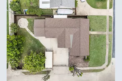 8405 Greenstone Drive, Dallas, TX 75243 - Photo 27