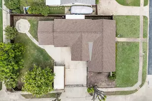 8405 Greenstone Dr, Dallas, TX 75243 - Photo 27