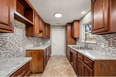 8405 Greenstone Drive, Dallas, TX 75243 - Photo 7