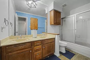 1201 Harwell Dr, Arlington, TX 76011 - Photo 15