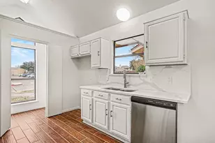 2008 Greenview Dr, Carrollton, TX 75010 - Photo 11