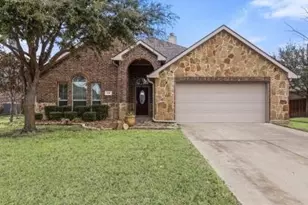 115 Holly St, Waxahachie, TX 75165 - Photo 1