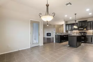 115 Holly St, Waxahachie, TX 75165 - Photo 5