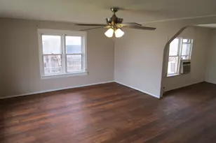 515 W McLain St, Seymour, TX 76380 - Photo 11