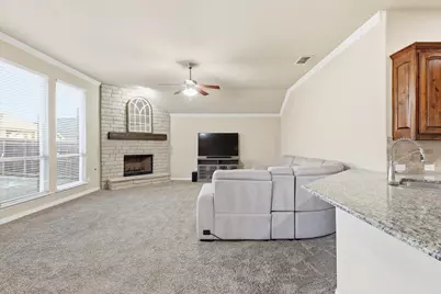 104 Traveller Street, Lake Dallas, TX 75065 - Photo 11